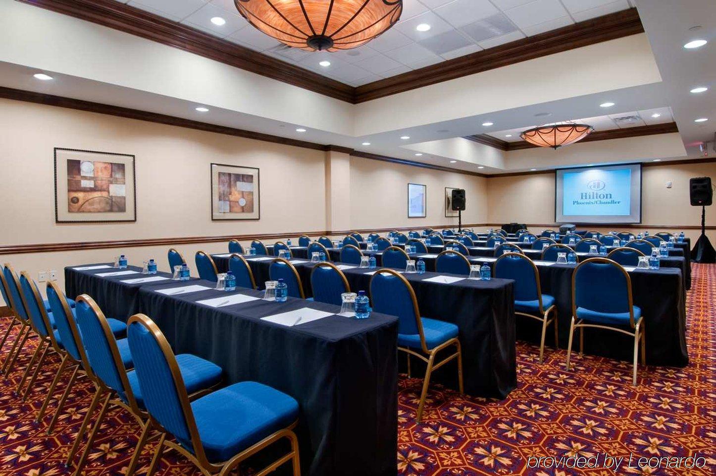 Hilton Phoenix Chandler Konforlar fotoğraf
